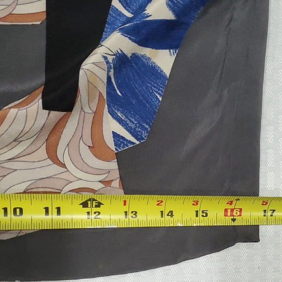 Rutzou Gray and Blue Silk  Sheath Artdeco  Dress with Dolman Sleeves - Picture 14 of 16